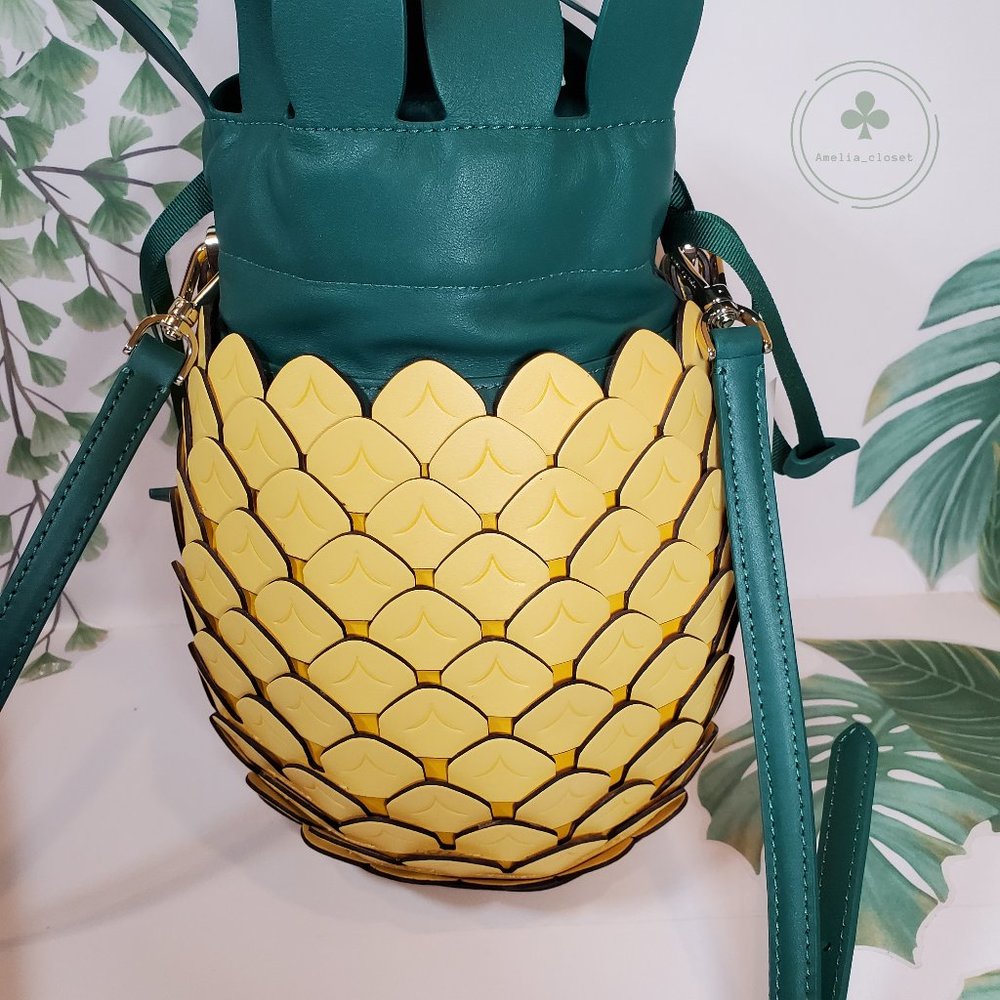 MAKE AN OFFER Kate Spade Pineapple Crossbody Bucket Bag Amazing Colada Novelty